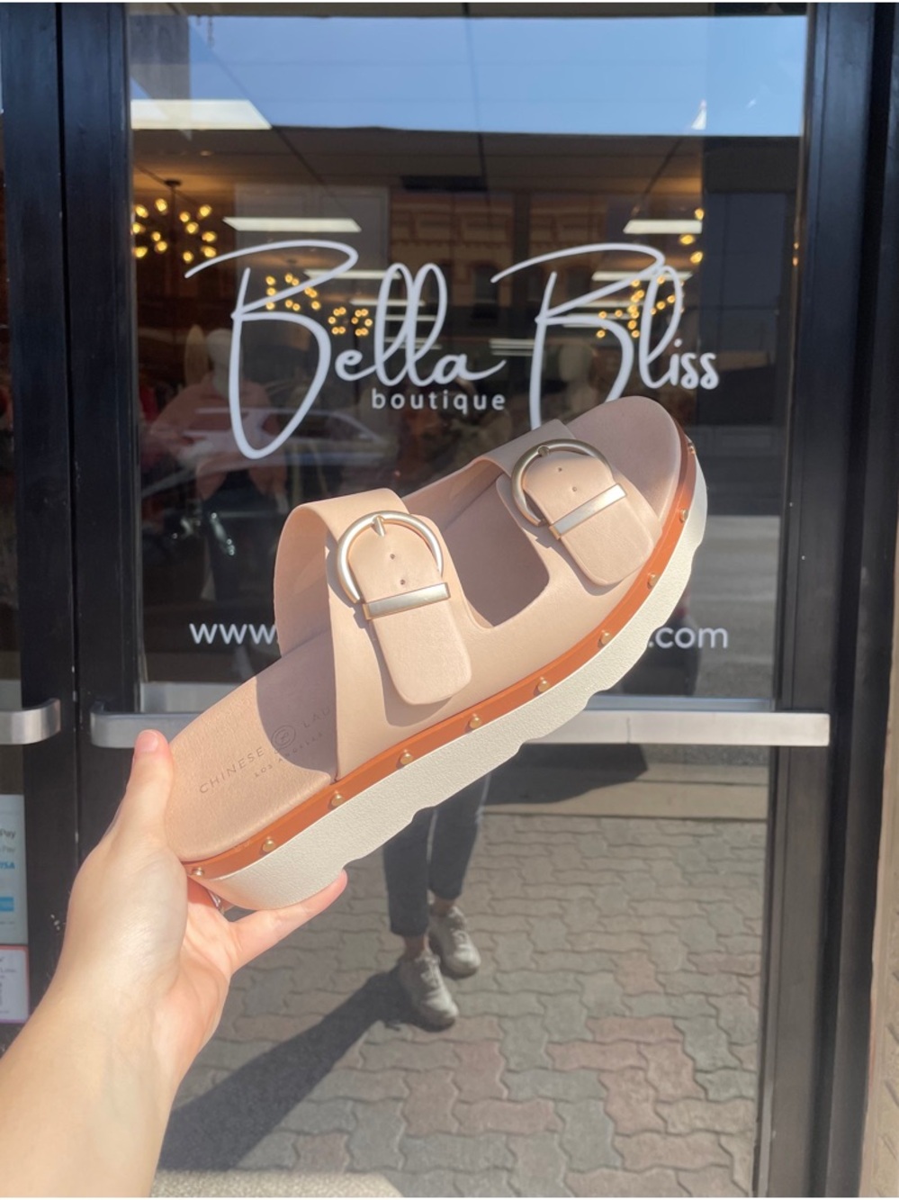 Surfs Up Platform Sandal - Picture 2 of 2